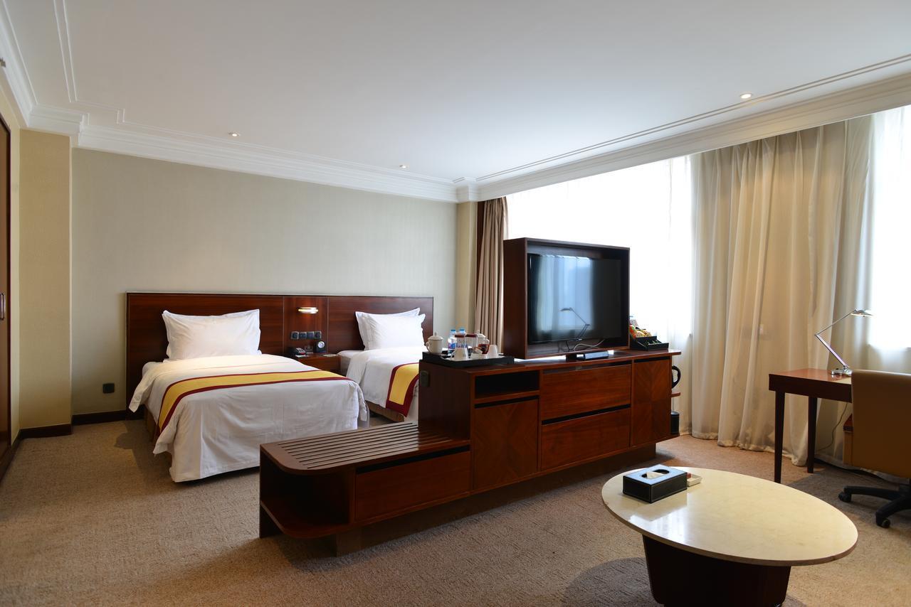 San Want Hotel Синин Экстерьер фото